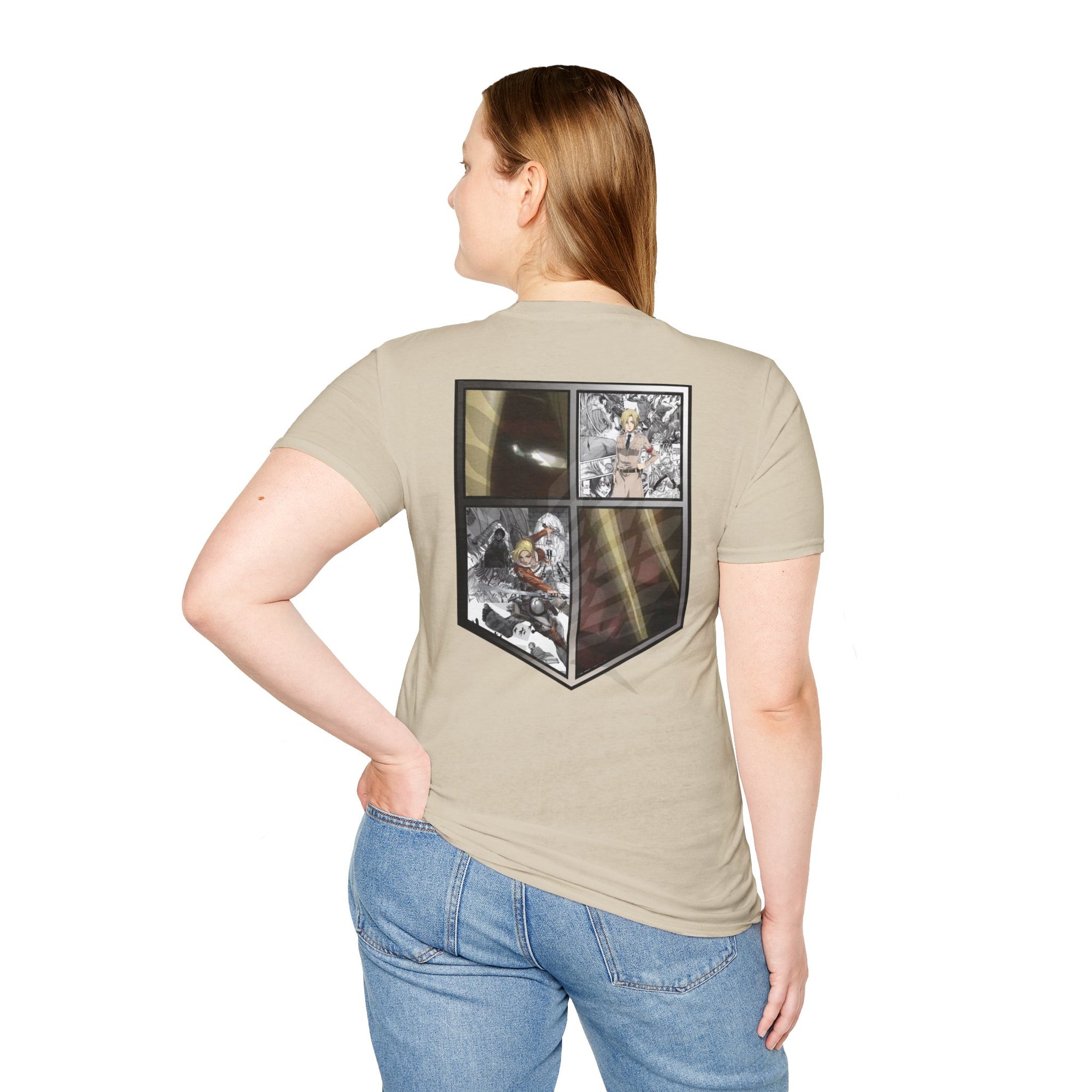 Camiseta informal de Annie Leonhart (ATAQUE A LOS TITANES)