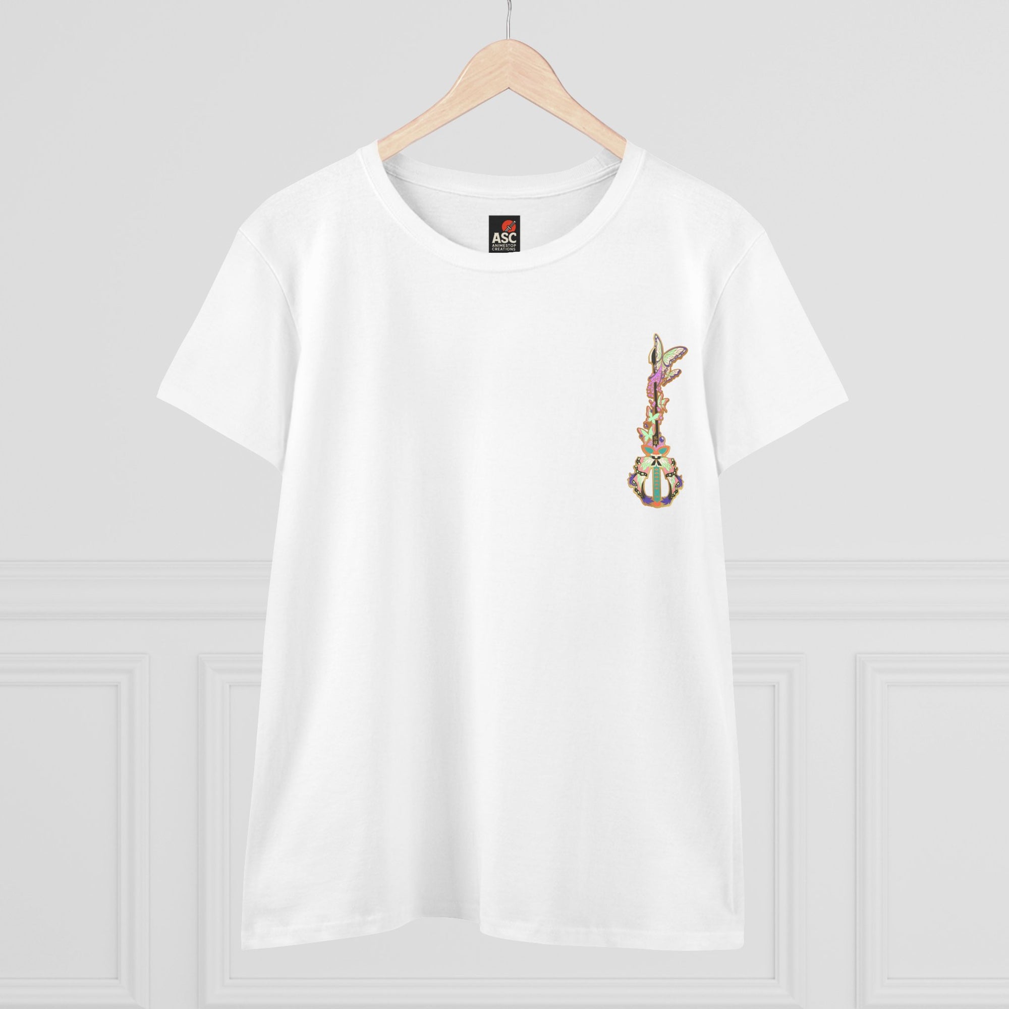 Camiseta de mujer Shinobu Kochō (DEMON SLAYER)