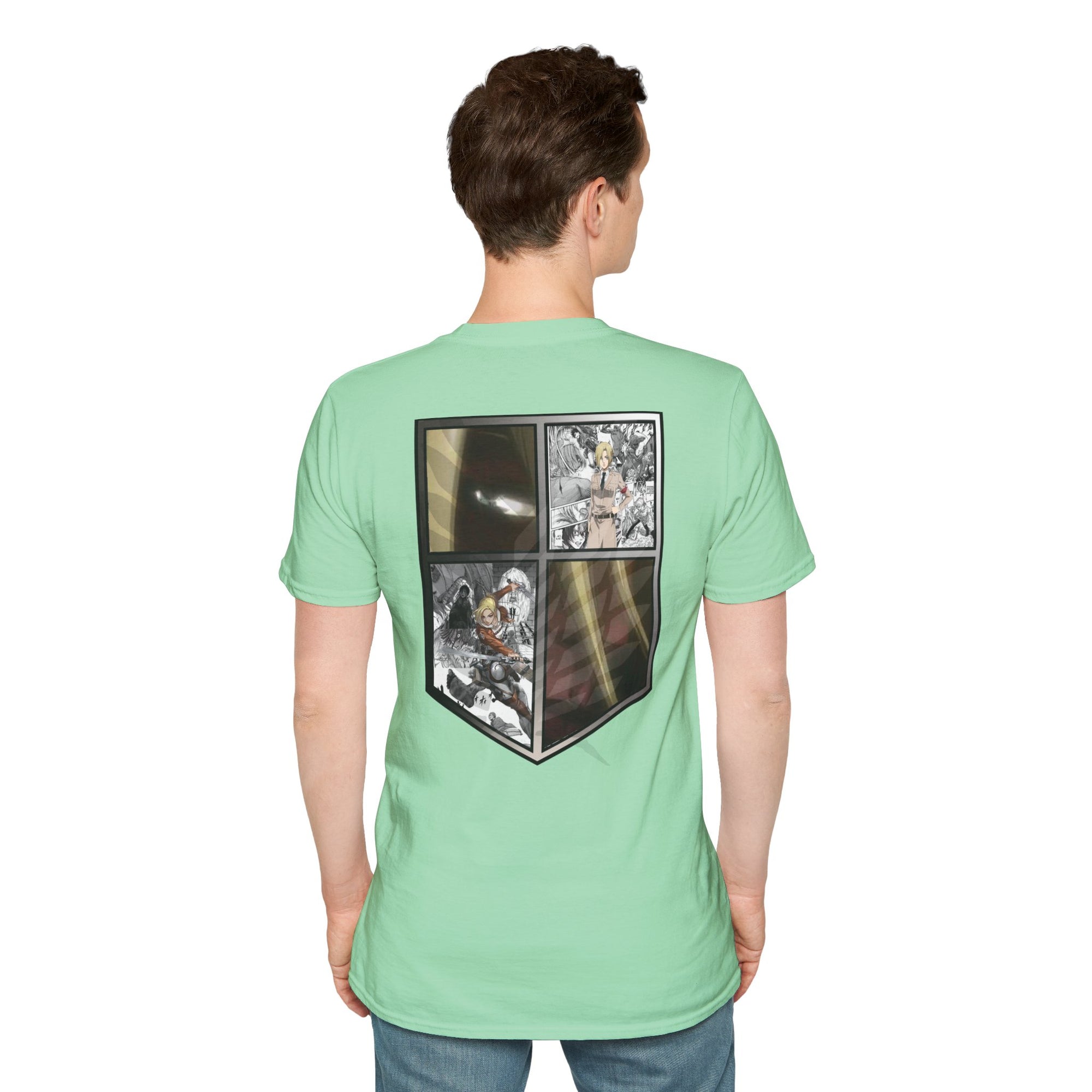 Camiseta informal de Annie Leonhart (ATAQUE A LOS TITANES)