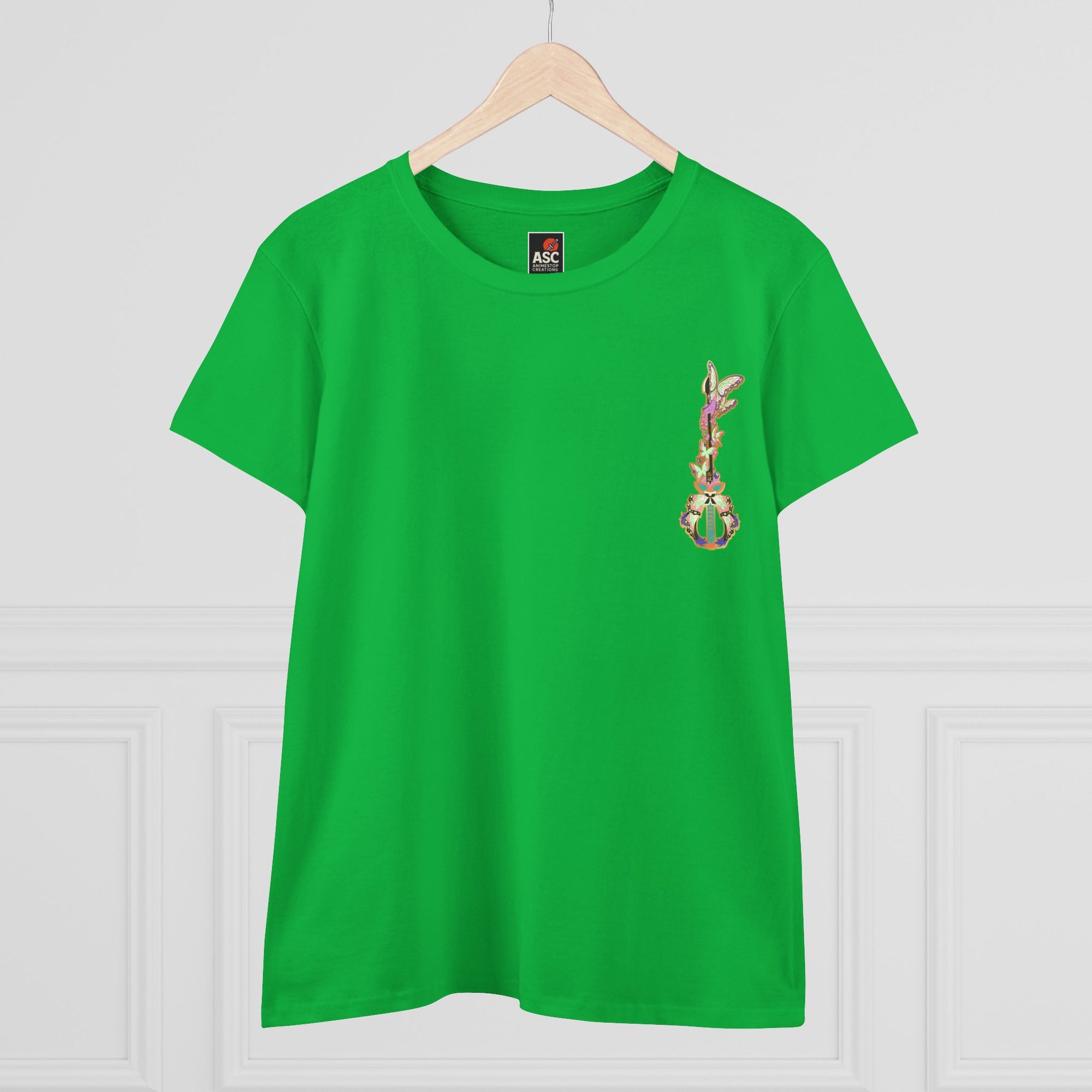 Camiseta de mujer Shinobu Kochō (DEMON SLAYER)